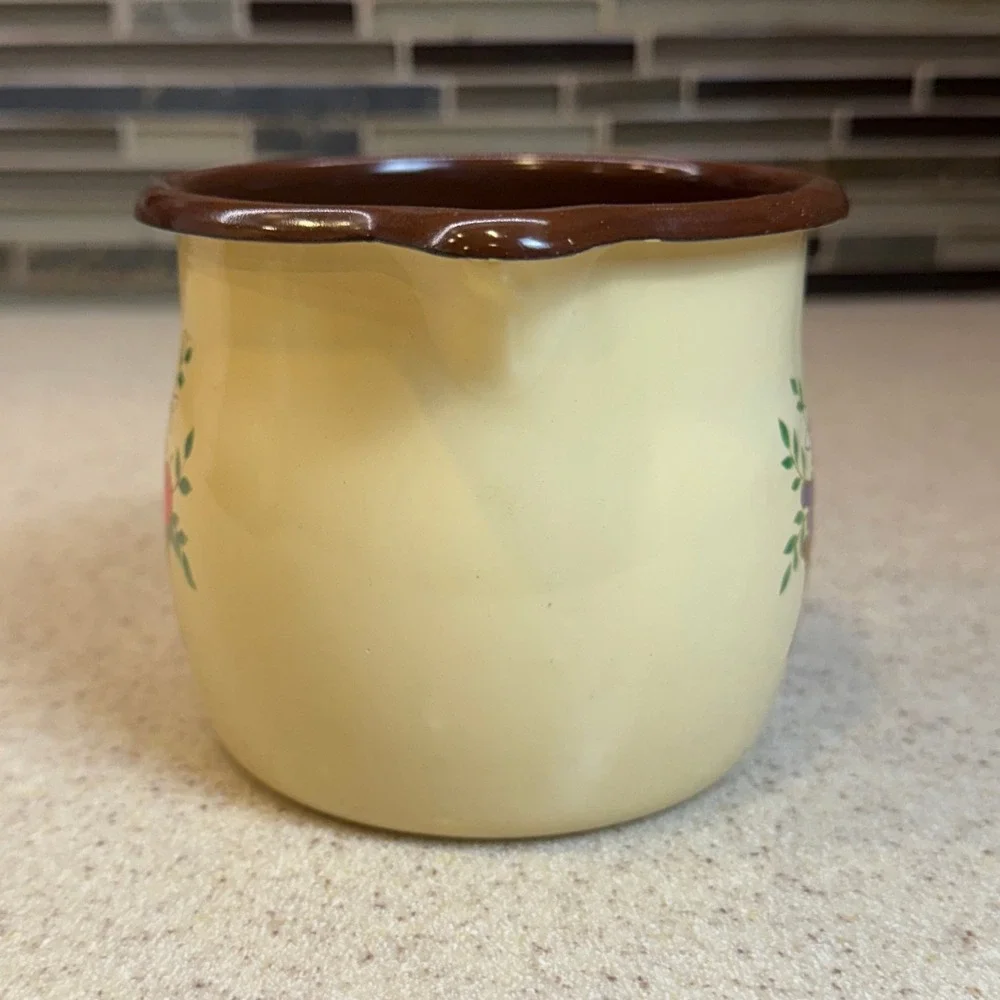 N/A vintage enamelware